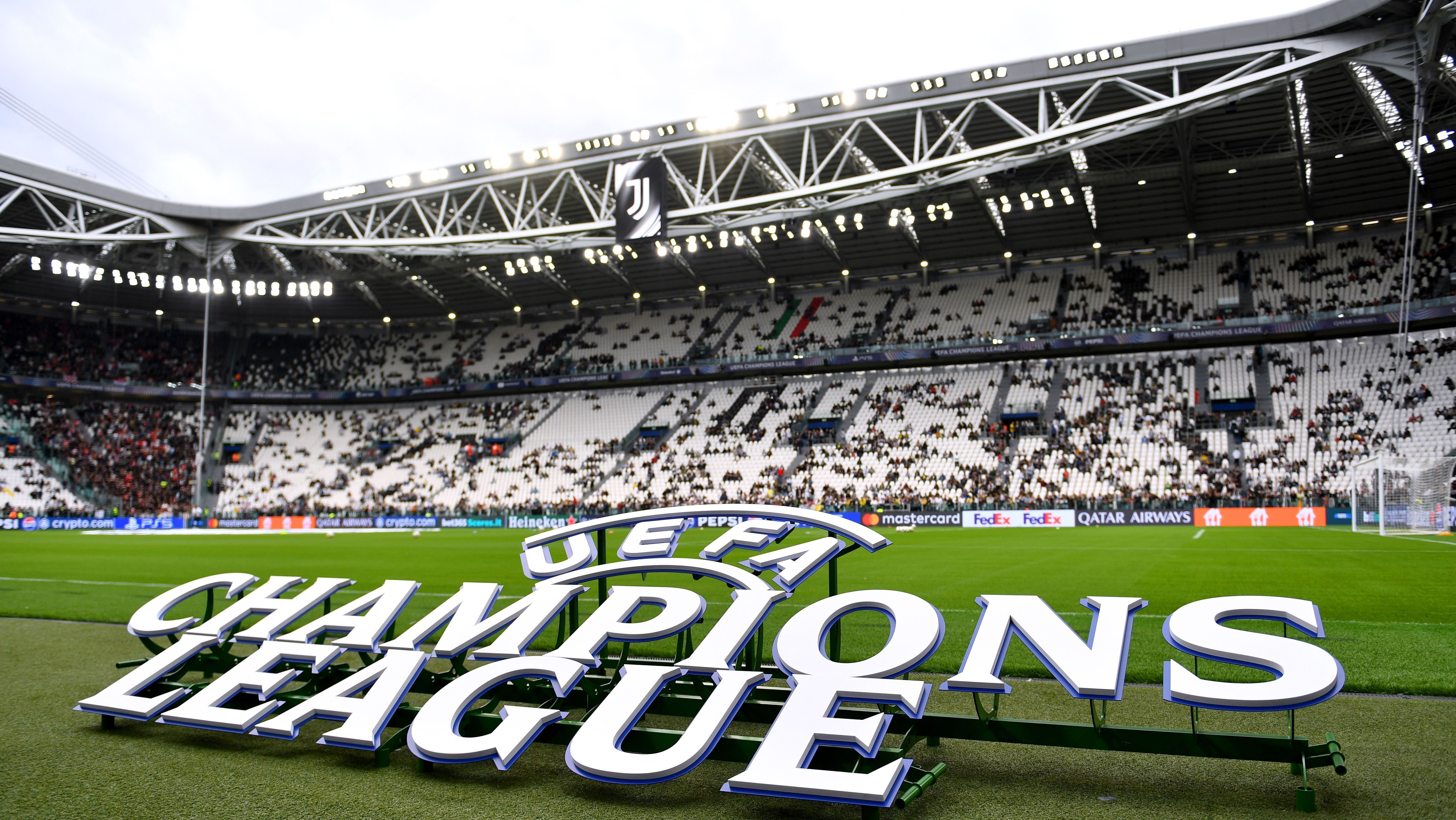 Juventus Stadium em jogo da Champions League