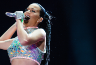 Katy Perry desembarca no Brasil para show no Rock in Rio