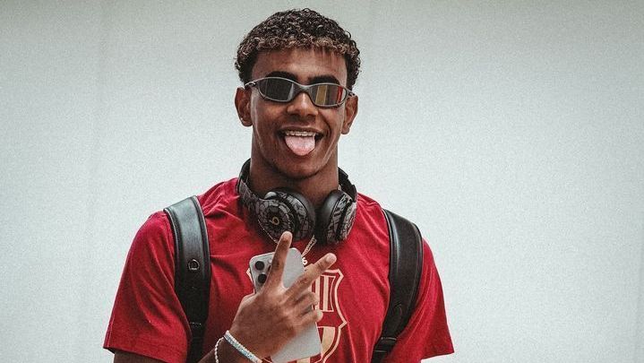 Yamal é indicado ao prêmio Bola de Ouro