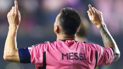 Messi comemora gol na vitória sobre o Philadelphia Union