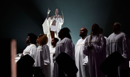 Ludmilla fez sua estreia no Palco Mundo na sexta-feira (13)