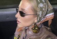 Lenço é a escolha dos famosos no primeiro final de semana do Rock in Rio