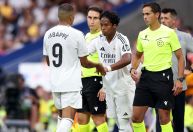 Real Madrid confirma lesão de Mbappé, e Endrick pode ser titular em clássico