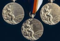 Campeão olímpico promete deixar medalha roubada como herança ao ladrão; entenda