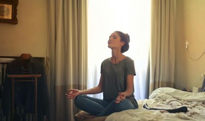 Meditação pode aliviar dor e não é "efeito placebo", mostra estudo