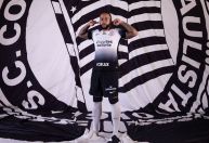 Comissão técnica define como usar Depay e Carrillo no Corinthians