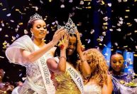 Miss Nigéria é coroada após ser alvo de onda xenofóbica no Miss África do Sul
