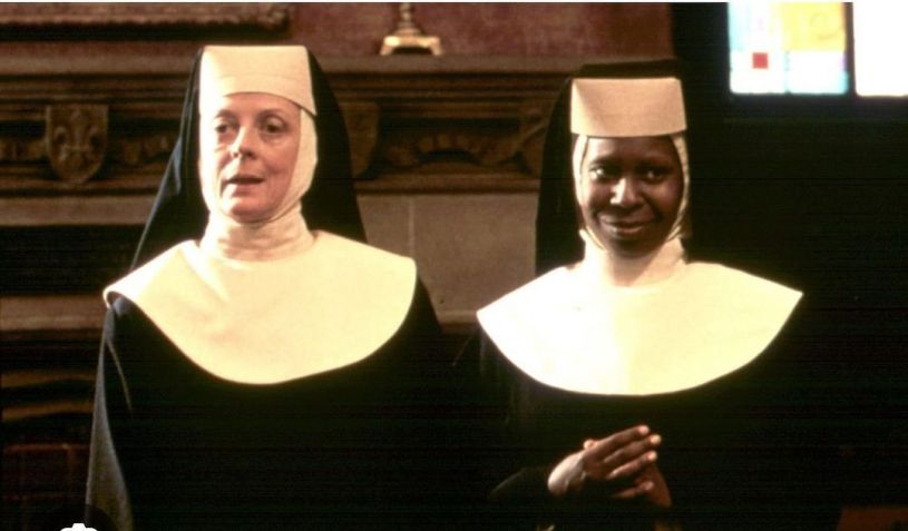 Maggie Smith e Whoopi Goldberg em "Mudança de Hábito" • Divulgação