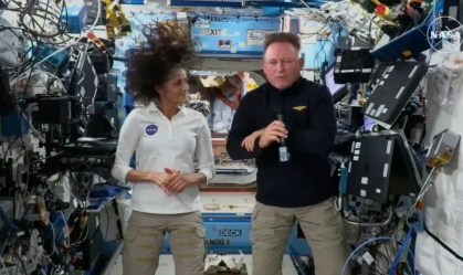 No espaço, astronauta diz que não "ficou confortável" em voltar na Starliner
