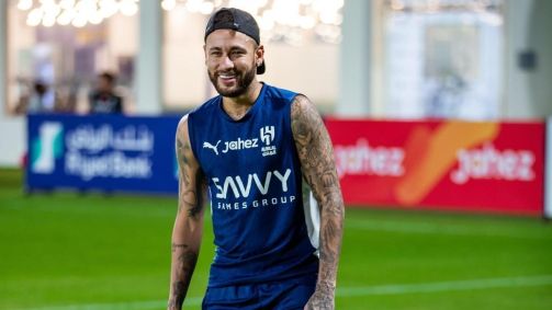 Neymar durante treino no Al-hilal