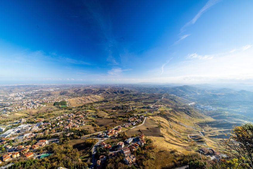 Vista panorâmica de San Marino • Manuel Romano/NurPhoto via Getty Images