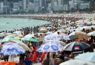 Rio tem calor de 41 graus e pouca umidade relativa do ar