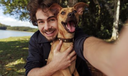 "Caramelo": Rafa Vitti estrela novo filme da Netflix ao lado de vira-lata