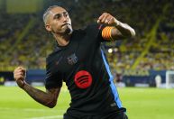 Raphinha marca duas vezes em goleada do Barcelona sobre o Villarreal