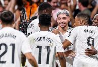 Mbappé desencanta, faz dois e Real Madrid vence o Betis no Campeonato Espanhol