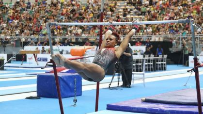 Rebeca Andrade foi ouro nas barras assimétricas do Campeonato Brasileiro de Ginástica Artística