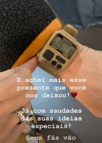 Daniela Abravanel mostra relógio, criado por Silvio Santos, que encontrou. • Instagram/Daniela Abravanel