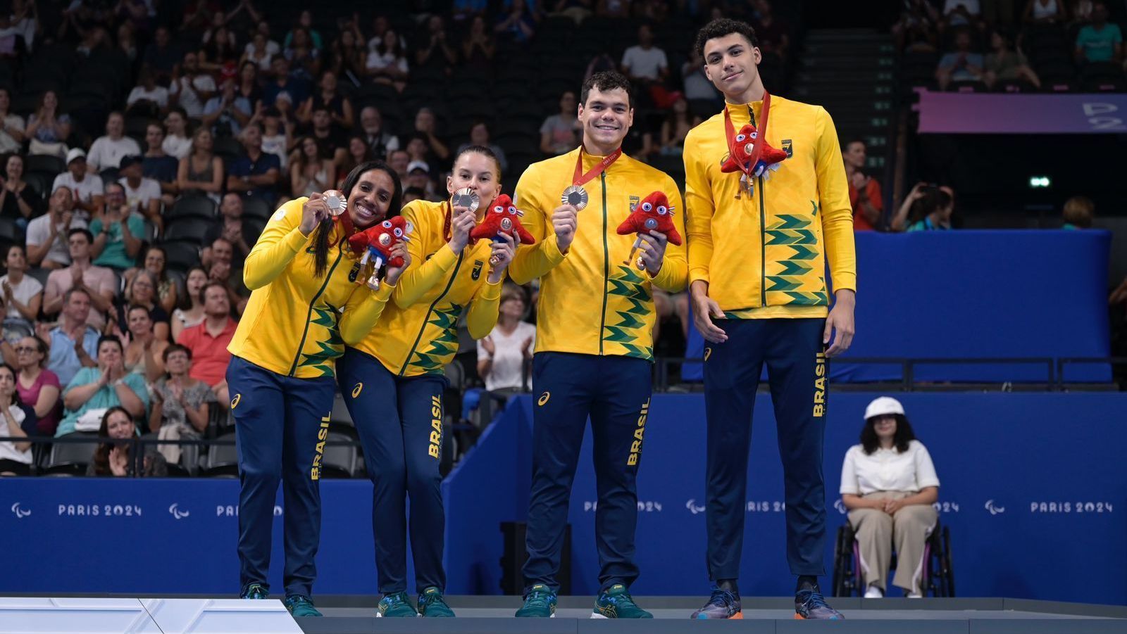 Revezamento do Brasil, bronze nos 4x100m livre S14