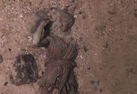 Novas fotos do Titanic mostram estátua de deusa romana ainda inteira