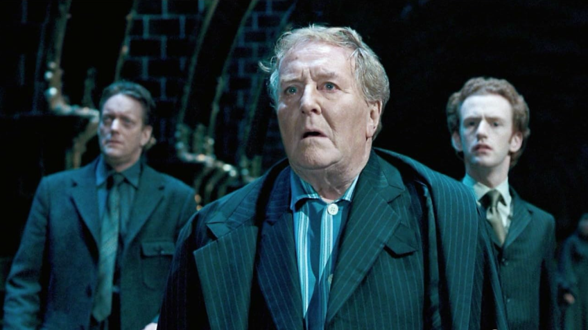 Robert Hardy como Cornelius Fudge em "Harry Potter" • Divulgação