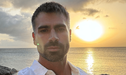 Ex-BBB Rodrigão comemora volta aos treinos após retirada de tumor