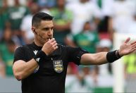 “Bateria na nádega”: o que VAR alegou para anular pênalti em Vasco x Palmeiras