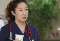 Emmy 2024: Após 14 indicações, Sandra Oh ganha seu primeiro troféu