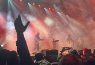 Qual banda você queria de volta? Entenda a onda do recomeço do rock