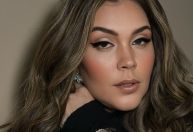 Simony diz que continua a fazer imunoterapia para tratar câncer