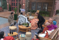 A Fazenda 16: trato com animais gera briga entre Suelen Gervásio e Zé Love