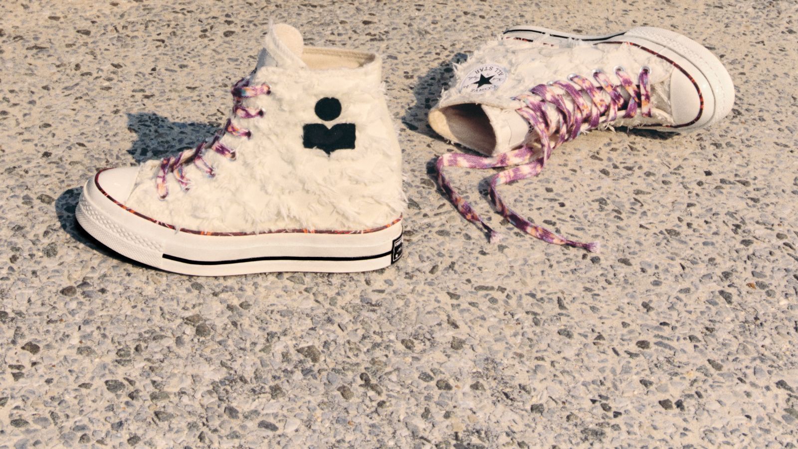 Converse resgata tênis de salto em parceria com Isabel Marant