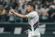 Thiago Silva desfalca o Fluminense contra o Flamengo