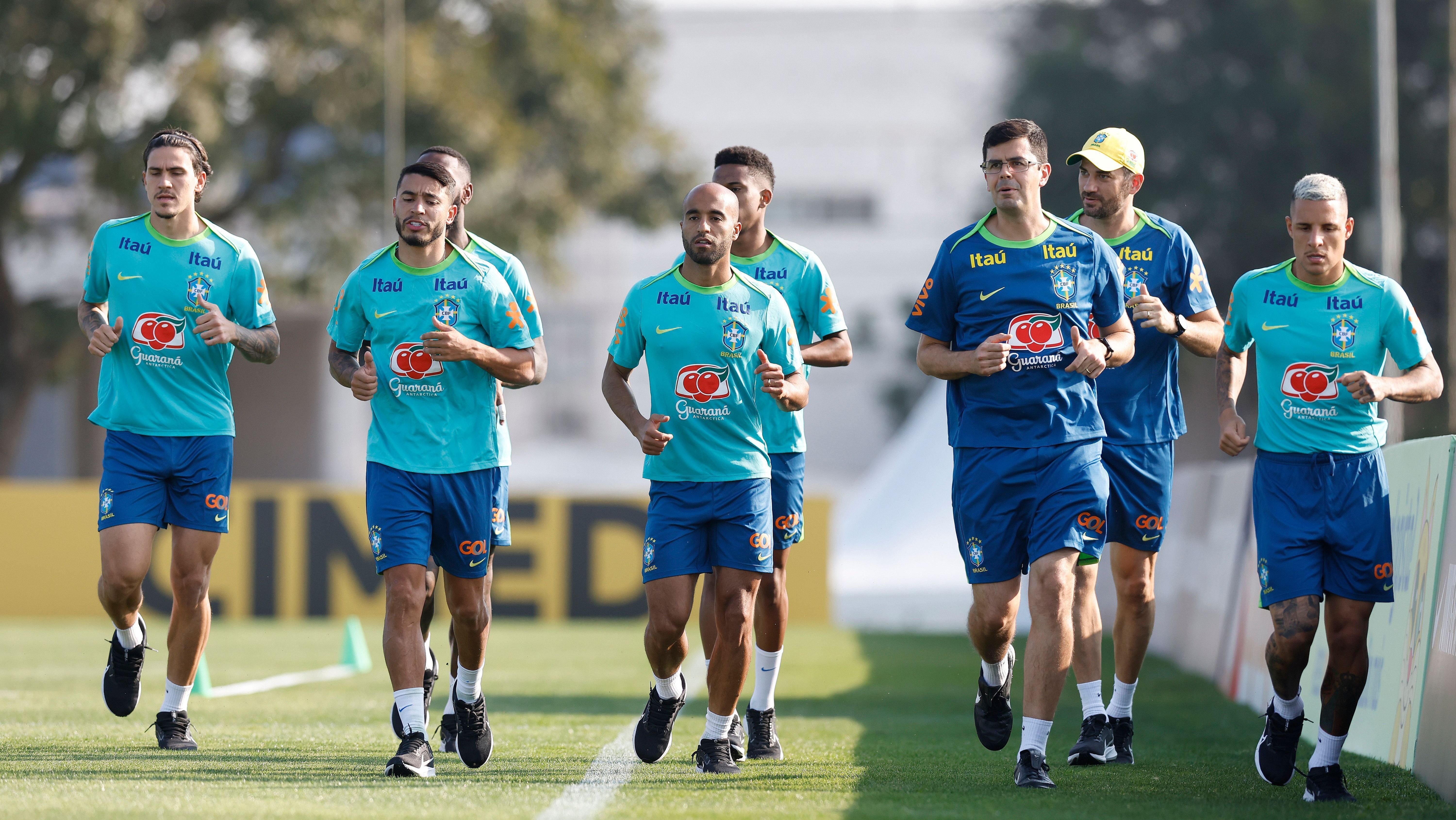Seleção começou a treinar visando jogos das Eliminatórias da Copa de 2026