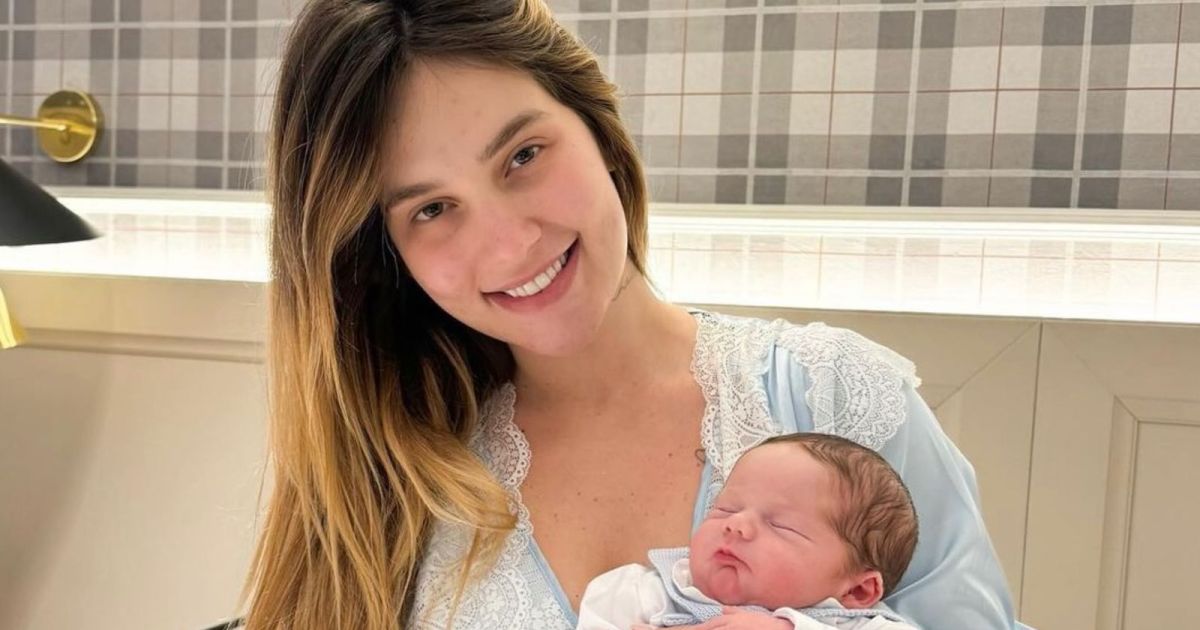 Virginia diz que terá que continuar de repouso após cesárea: "Sem julgamento" | CNN Brasil