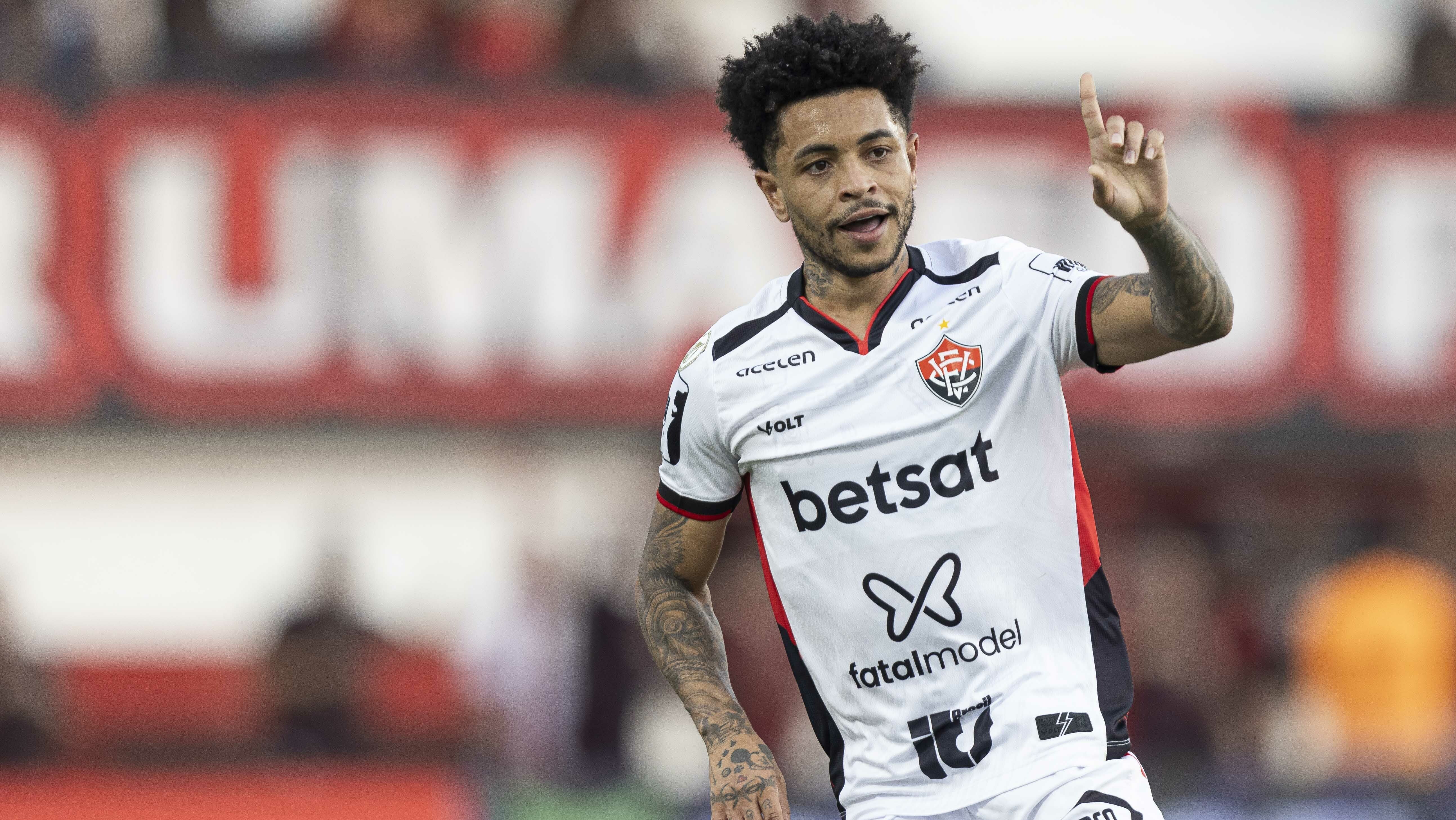 Vitória bateu o Atlético-GO fora de casa pelo Brasileiro
