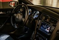 Volkswagen faz parceria com Google para assistente de IA automotivo