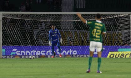 Weverton "se derrete" por Dudu após vitória do Palmeiras sobre o Atlético-MG