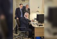 Foto mostra momento em que Netanyahu aprovou ataque a Beirute