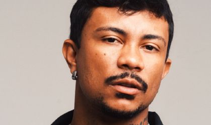 Atualmente Xamã vive Damião no remake de "Renascer"