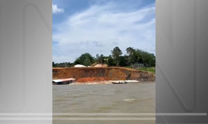 Deslizamento de terra em cidade do Amazonas deixa criança desaparecida, diz prefeito