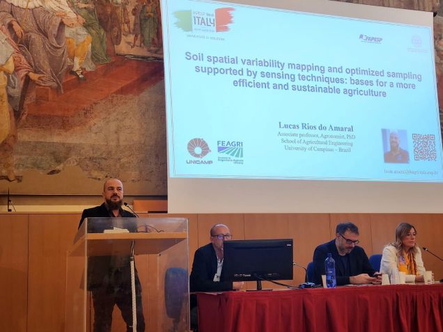 Carazzolle no evento FPESP Week Itália • Karina Toledo/Agência FAPESP/Divulgação