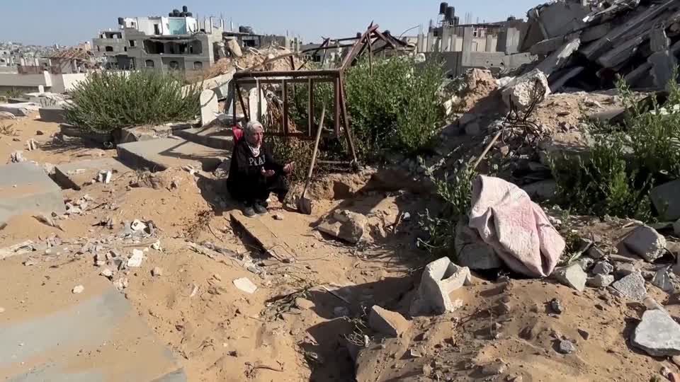 This Gaza family was wiped out in Israeli airstrike, surviving sister still struggles with loss
