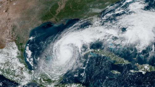 Satélite mostra furacão Milton avançando antes de chegar à Flórida, nos EUA