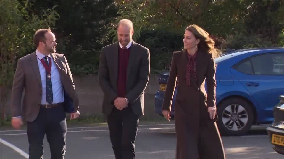 Kate Middleton em primeira visita pública após completar quimioterapia