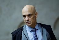 Moraes paralisa julgamento sobre revista íntima em presídios e manda análise para plenário físico