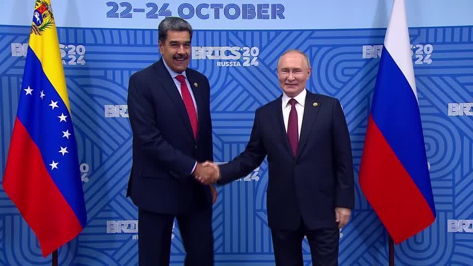 Nicolás Maduro, presidente da Venezuela, e Vladimir Putin, presidente da Rússia