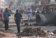 Moçambique vive onda de protestos após eleição contestada pela oposição 