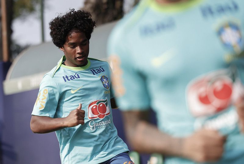 Seleção Brasileira treina na Academia do Palmeiras nessa segunda-feira 07/10