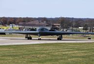EUA usaram bombardeiros B-2 em ataques ao Irã, diz autoridade