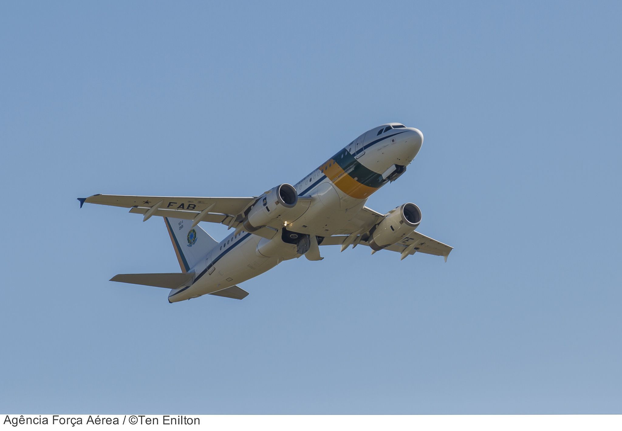 "Aerolula"